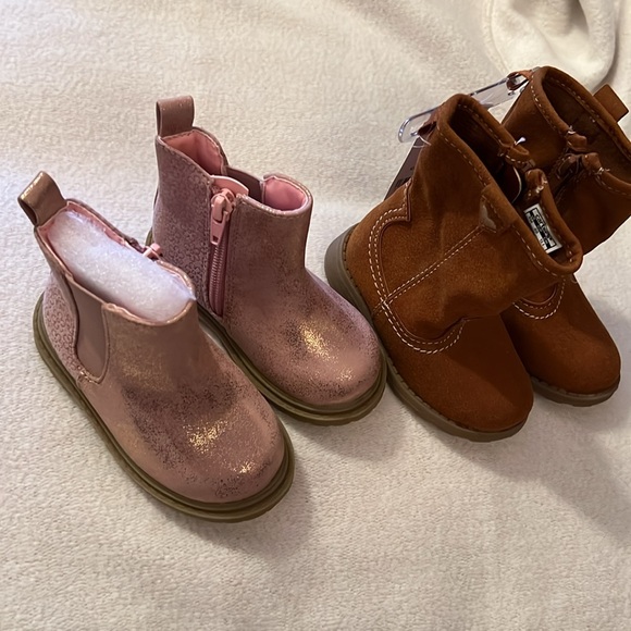 Carter's Other - Girls two little boots new condition size 5